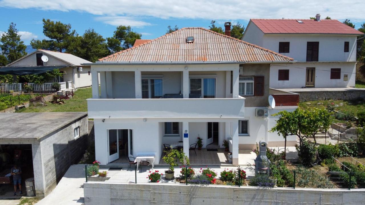 Apartments Tri Mora Ražanac Εξωτερικό φωτογραφία