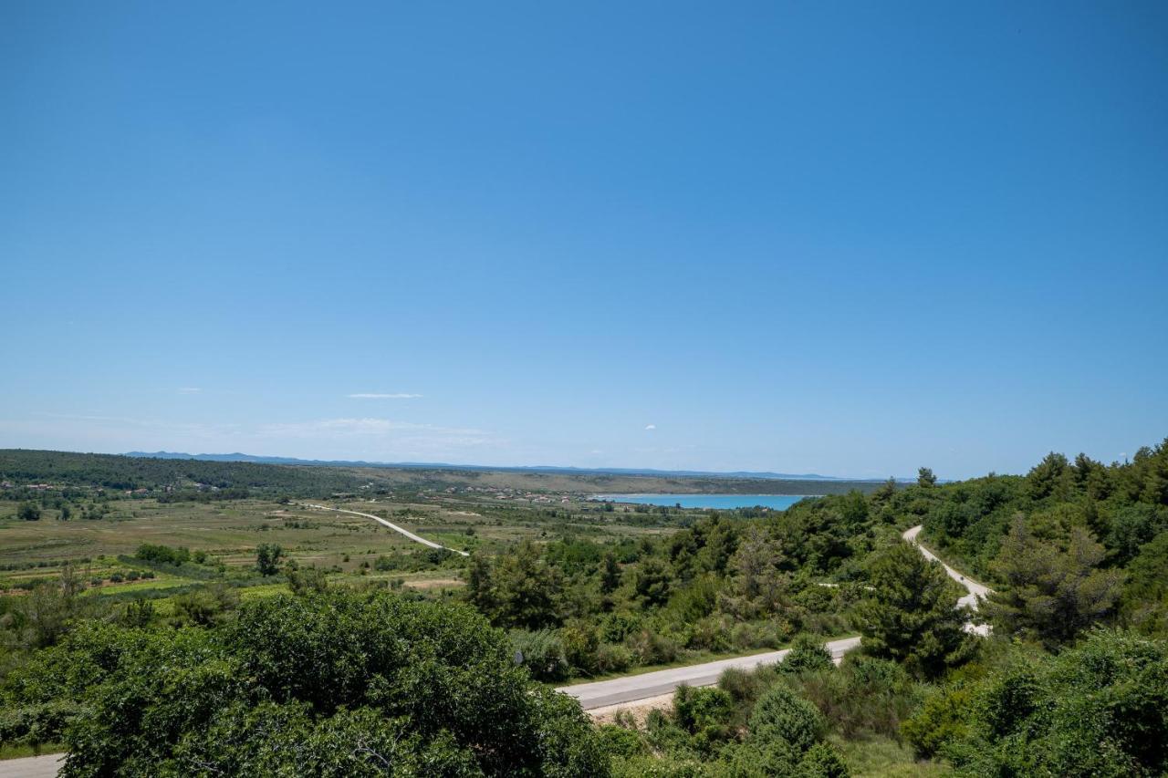 Apartments Tri Mora Ražanac Εξωτερικό φωτογραφία