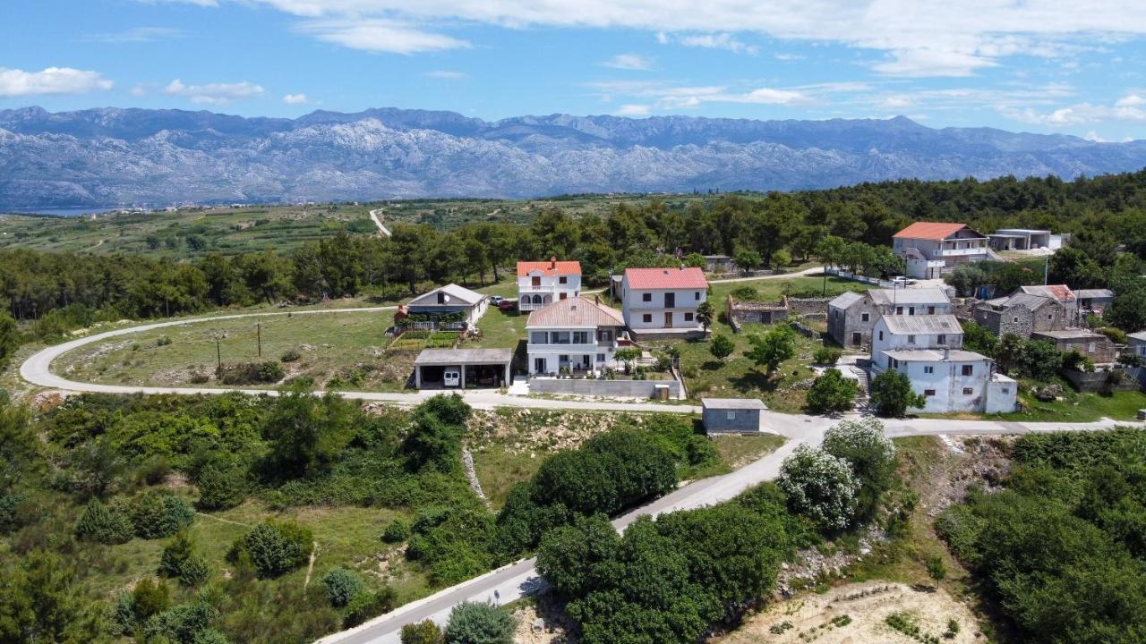 Apartments Tri Mora Ražanac Εξωτερικό φωτογραφία