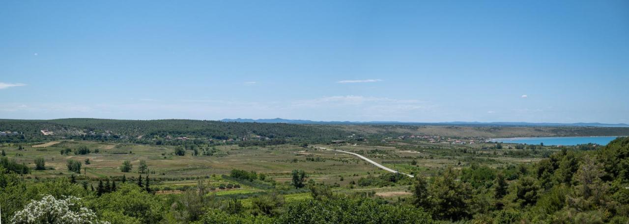 Apartments Tri Mora Ražanac Εξωτερικό φωτογραφία