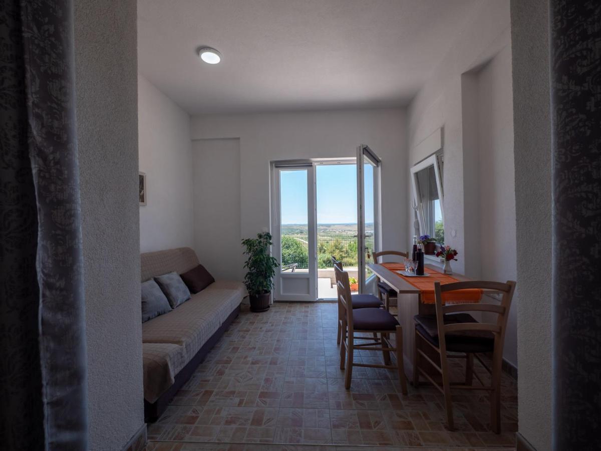 Apartments Tri Mora Ražanac Εξωτερικό φωτογραφία