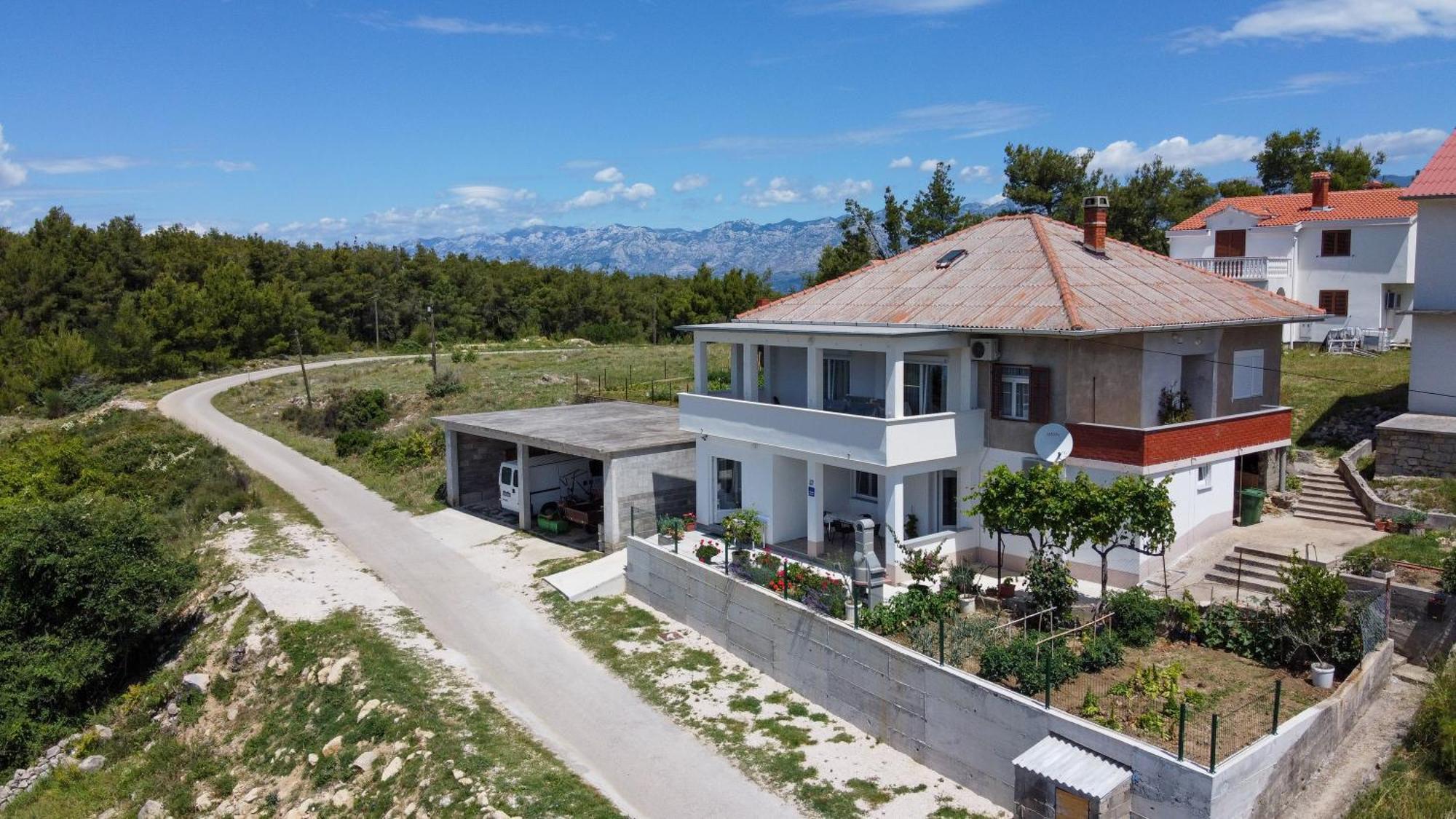 Apartments Tri Mora Ražanac Δωμάτιο φωτογραφία