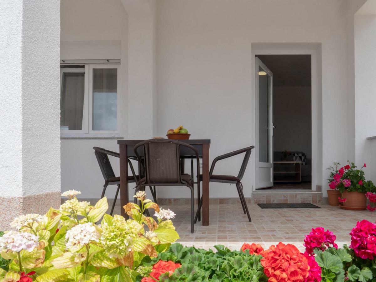 Apartments Tri Mora Ražanac Εξωτερικό φωτογραφία